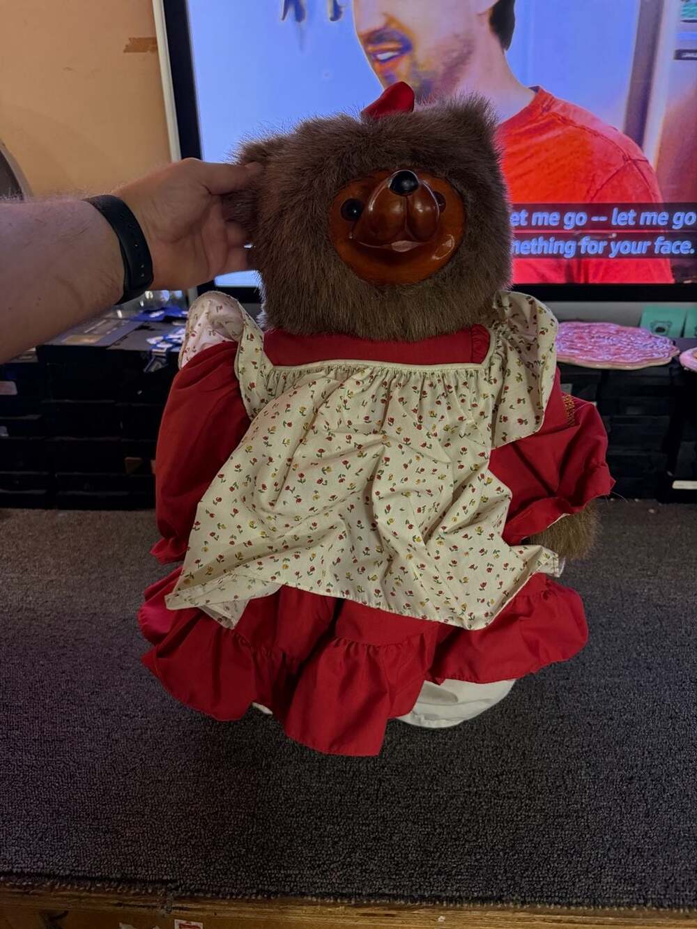 Vintage 1985 Robert Raikes Rebecca Bear Wooden Face Limited Edition Plush Doll